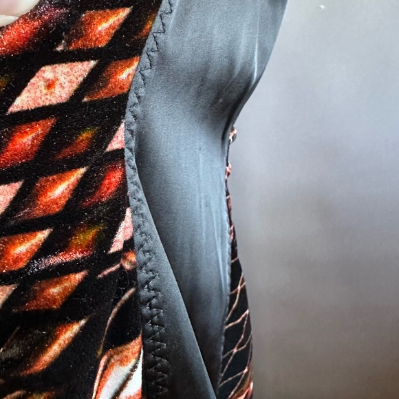 Alberto Malakli Velvet Bodycon Dress - Picture 6 of 9